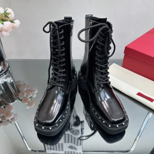 Val boots
