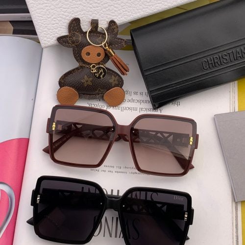 DD glasses