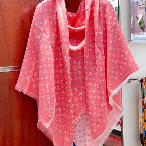 LL scarf