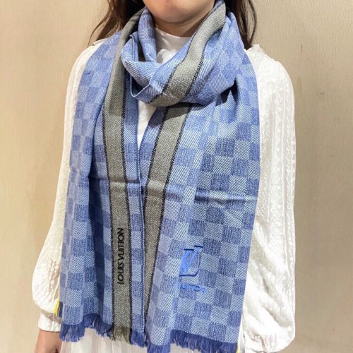 LL scarf