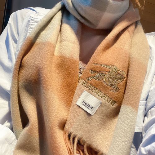 BB scarf