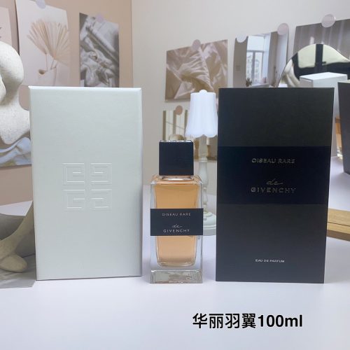 Giv perfume