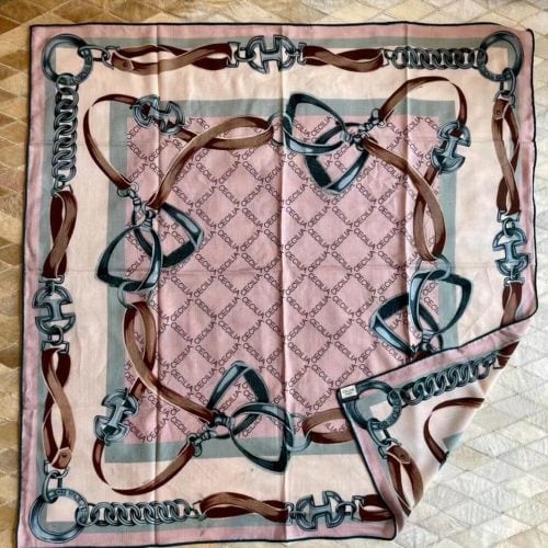 CE scarf