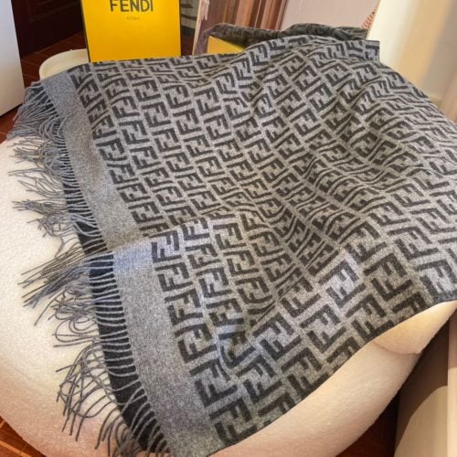 FF scarf
