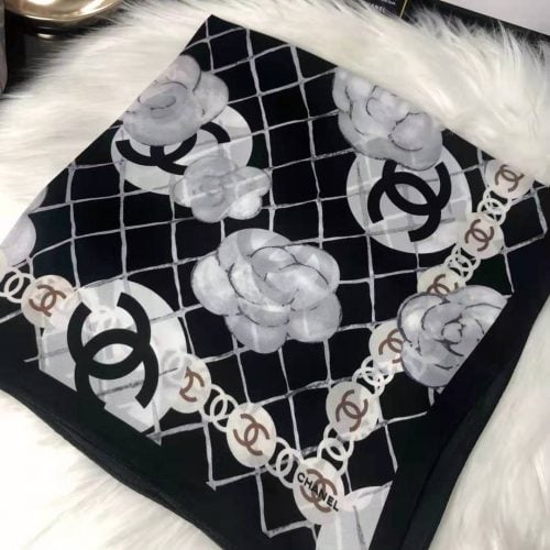 CH scarf