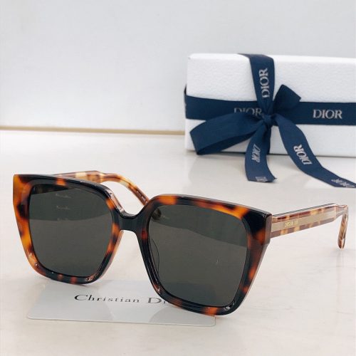 DD glasses