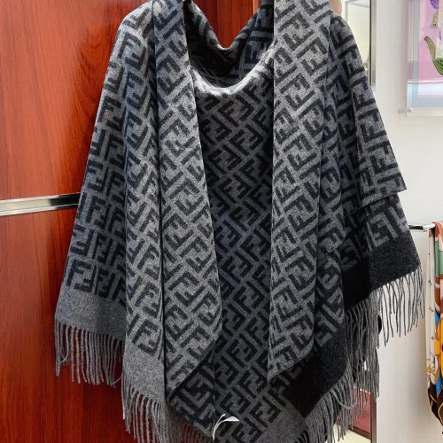 FF scarf