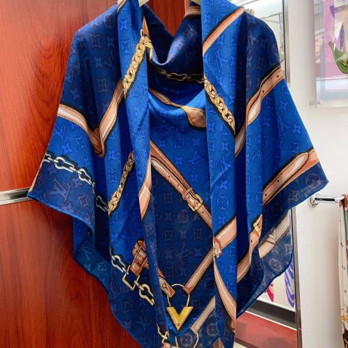 LL scarf