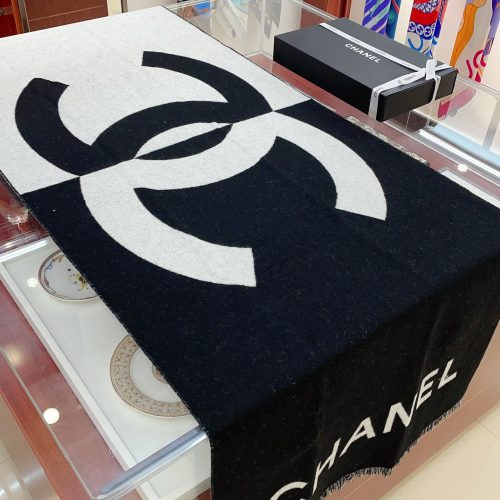 CH scarf