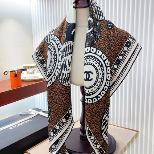 CH scarf