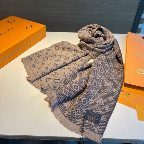 LL scarf
