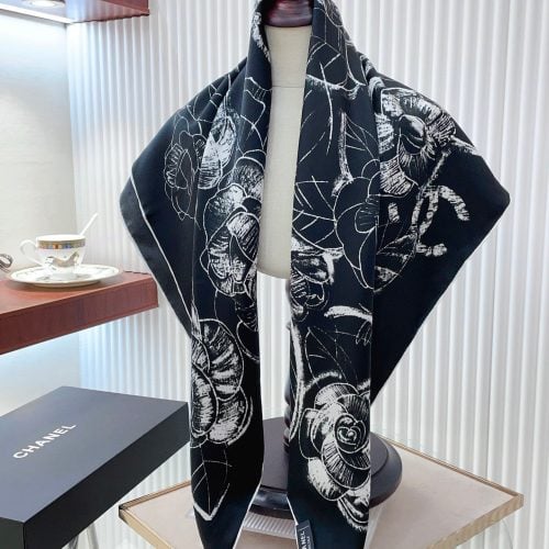 CH scarf