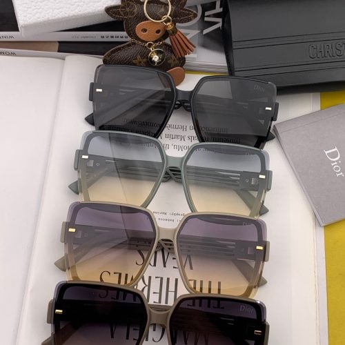 DD glasses