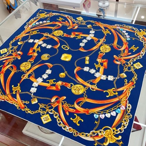 CE scarf