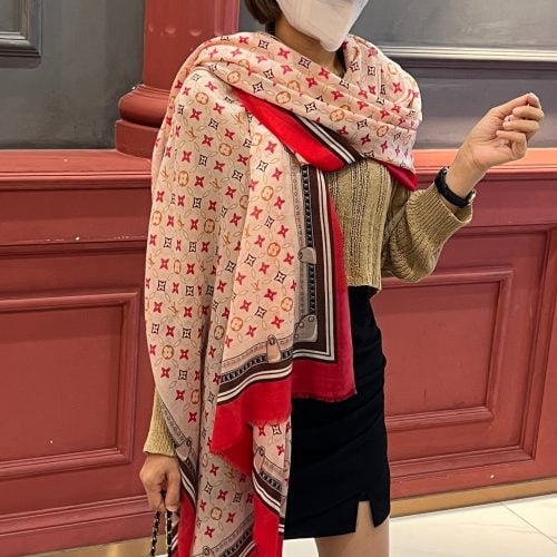 LL scarf