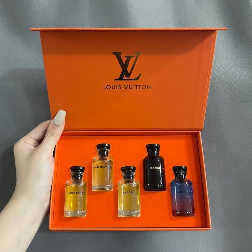 LL perfume
