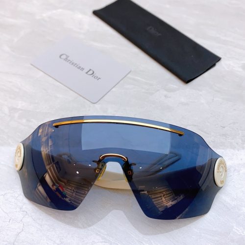 DD glasses