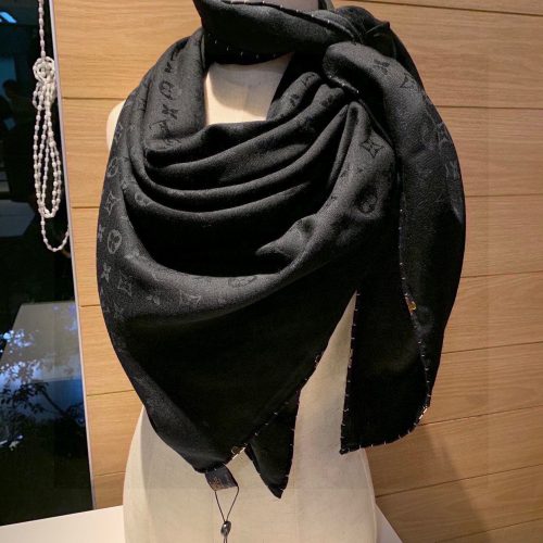 LL scarf