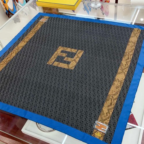 FF scarf