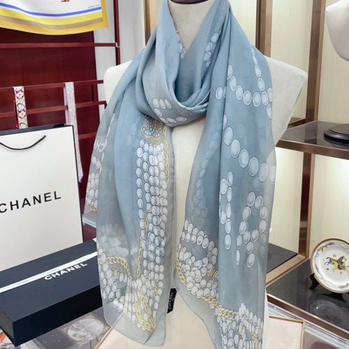 CH scarf