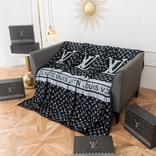 LL woollen blanket
