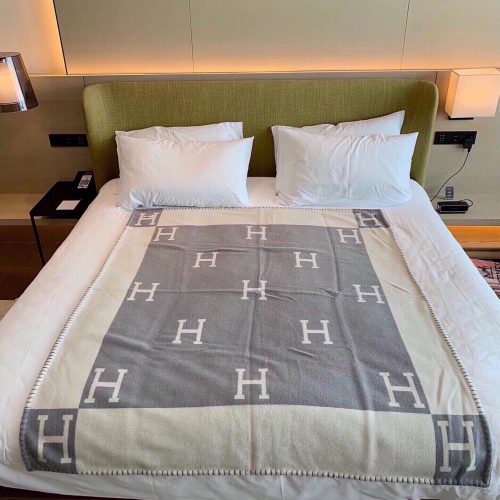 HH woollen blanket