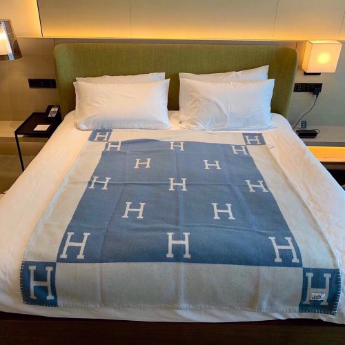 HH woollen blanket