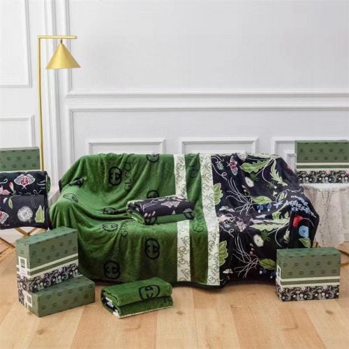 GG woollen blanket