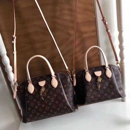 Fashionable leather bag for women