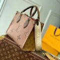 Fashionable leather bag for women