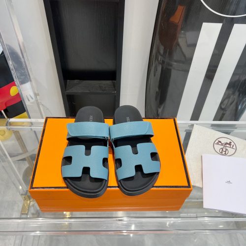 HH slippers