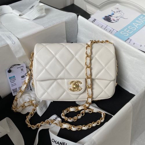 Crossbody bag chain bag