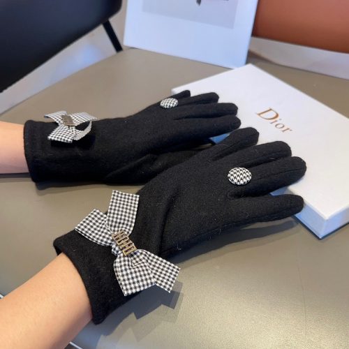 DD gloves