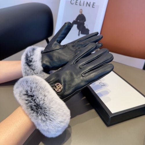 GG gloves