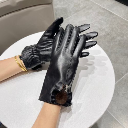 HH gloves