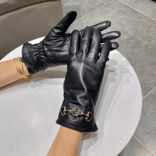 GG gloves