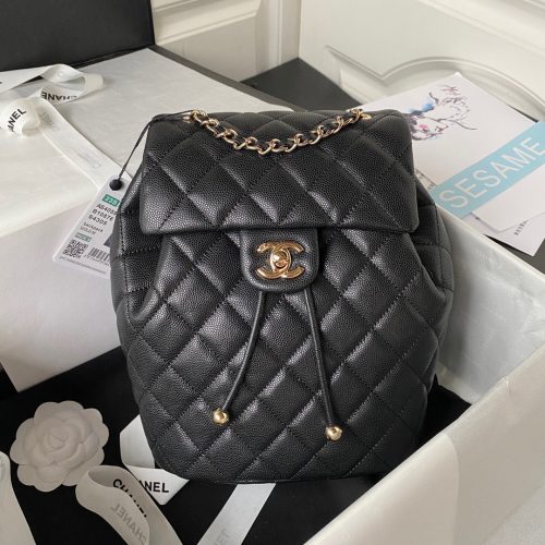 Fashionable leather bag for women