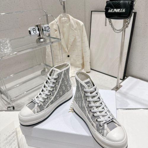 Leisure sports shoes  Sneakers