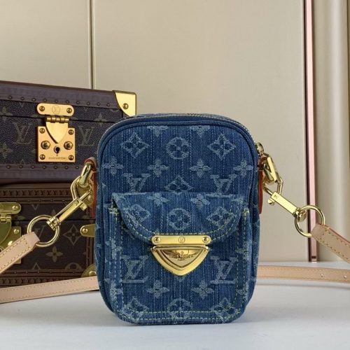 Fairfax Pochette handbag
