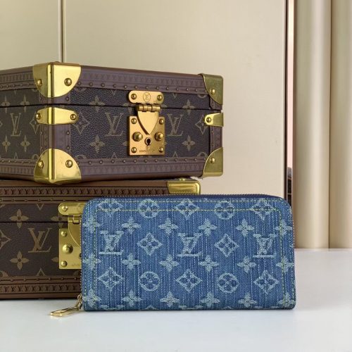 Zippy Zipper Wallet