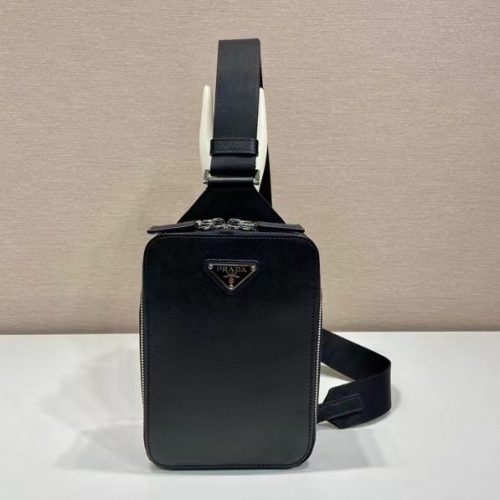 Chest bag