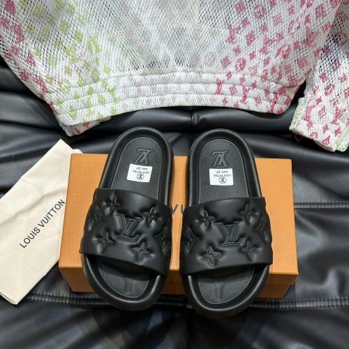 Couple style beach shoes