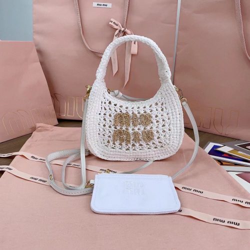 Wander woven handbag