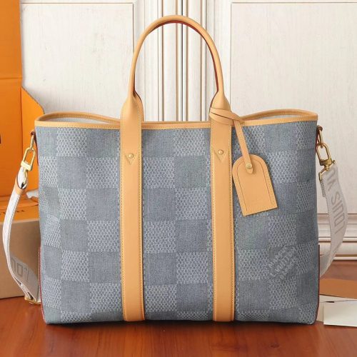 WEEKEND TOTE Handheld Handbag