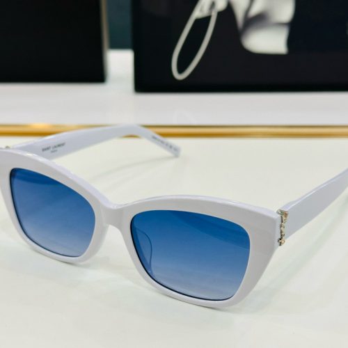 eyeglasses