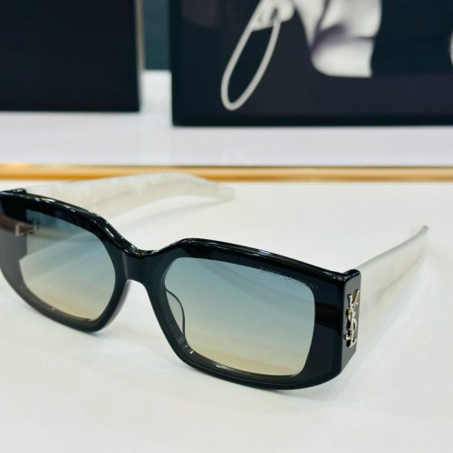 eyeglasses