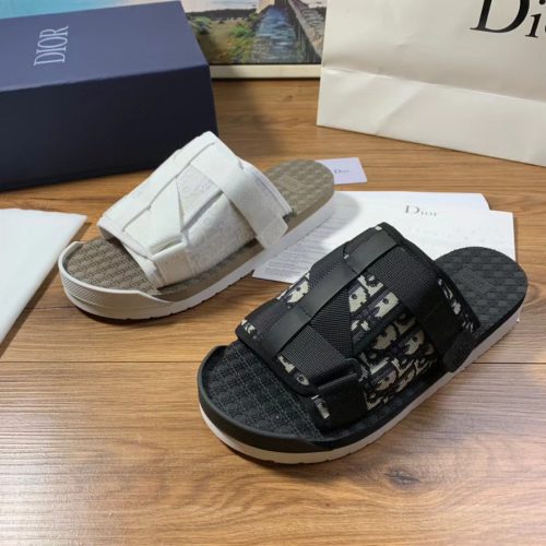 slippers