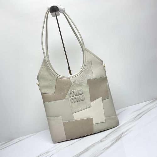 new Isetan limited edition tote bag