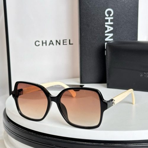 eyeglasses