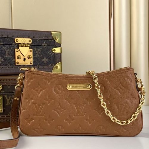 Liv Pochette Chain Handbag